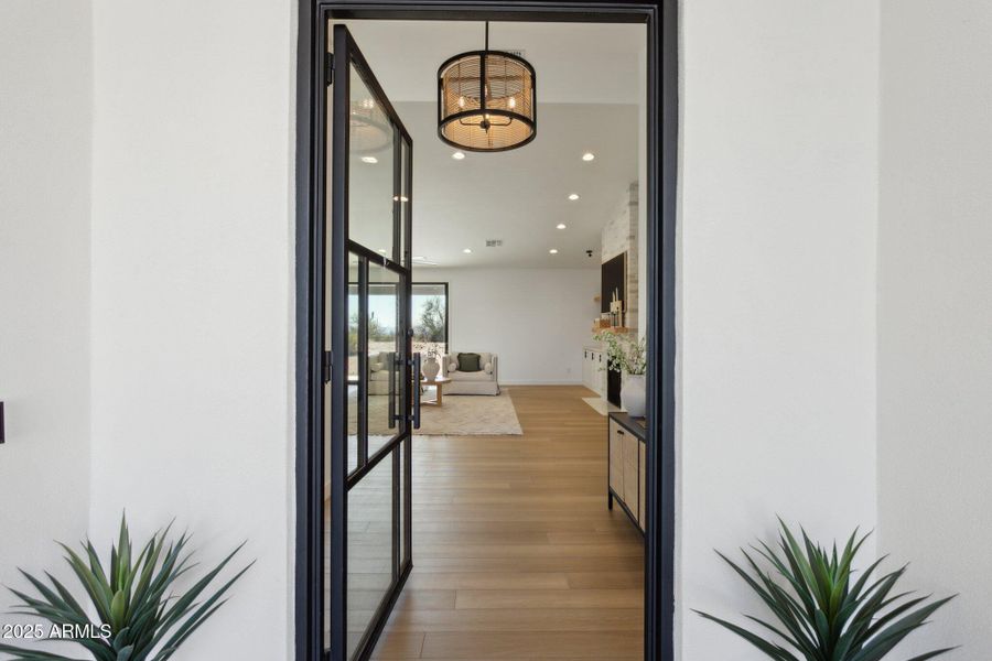 6-web-or-mls-13637-e-eclipse-dr