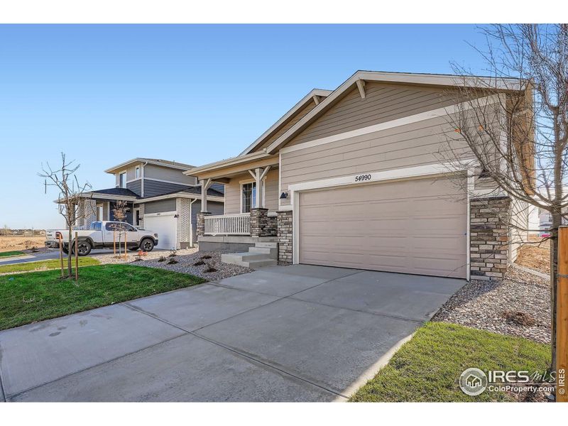 2 car garage! 2 car garage!