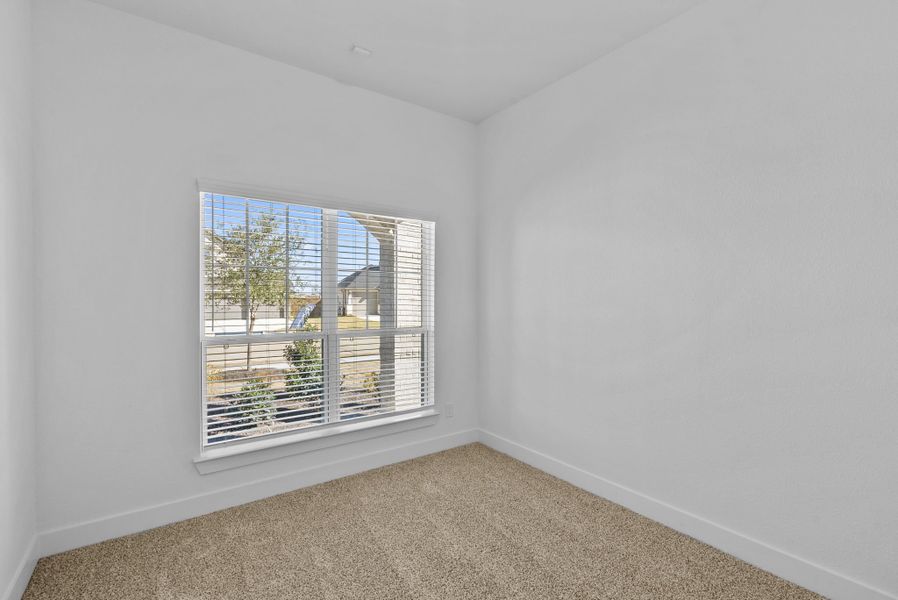 Spacious, unfurnished interior of a new home in Attwater, Waller (Image 18).