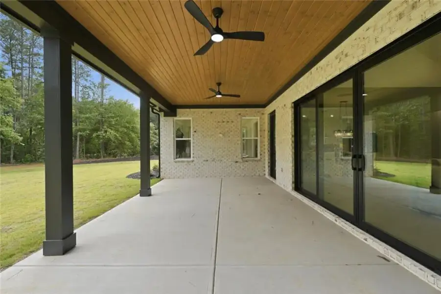 Exterior details and patio area of a home in , Hull (Image 29).