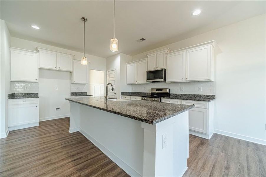 Furnished interior view inside a new home in Alcovy Estates, Monroe (Image 13).