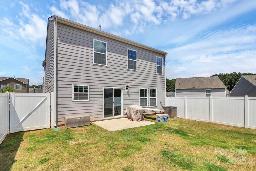 Front exterior of a new home in Abrial Ridge, York, SC, highlighting curb appeal (Image 2).