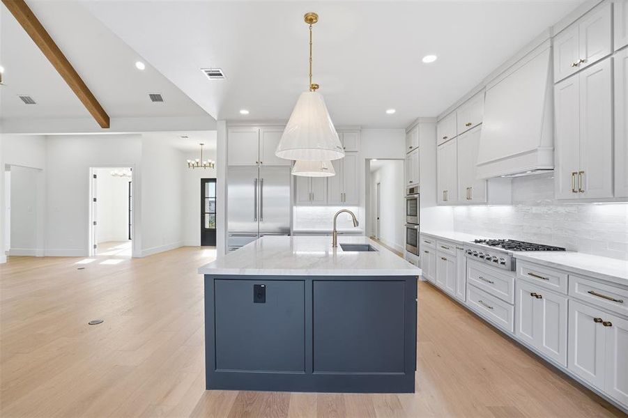 Furnished interior view inside a new home in , Fort Worth (Image 5).