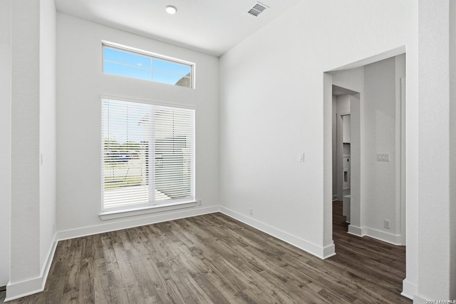 Spacious, unfurnished interior of a new home in Mesa Western, Cibolo (Image 23). Spacious, unfurnished interior of a new home in Mesa Western, Cibolo (Image 23).