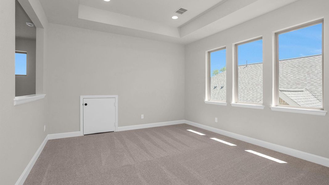 Spacious, unfurnished interior of a new home in Sienna, Missouri City (Image 9). Spacious, unfurnished interior of a new home in Sienna, Missouri City (Image 9).