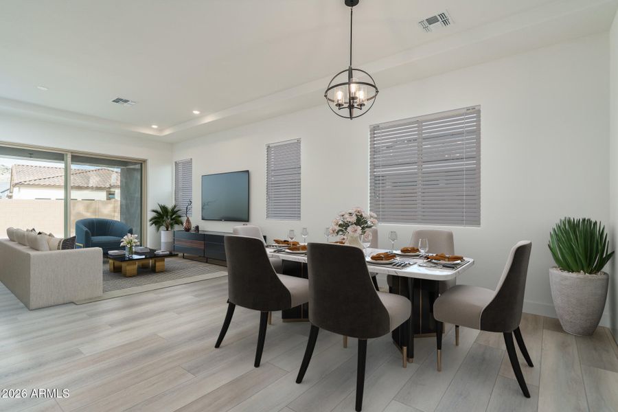 6VS) DINING TO GREAT ROOM