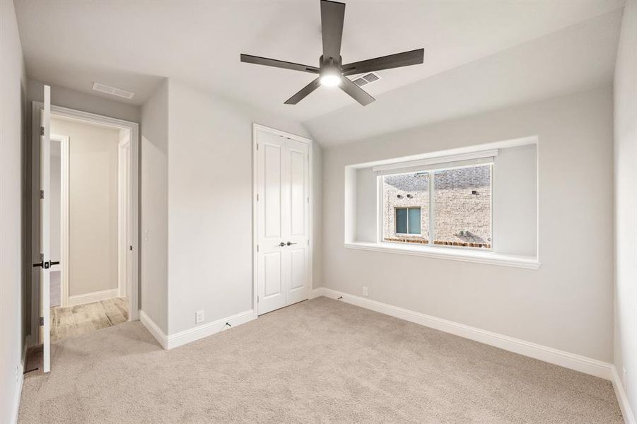 Spacious, unfurnished interior of a new home in Hayes Crossing, Midlothian (Image 25).