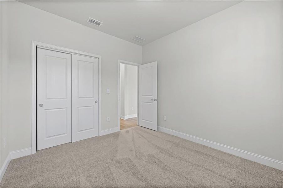 Spacious, unfurnished interior of a new home in Overland, Locust Grove (Image 23). Spacious, unfurnished interior of a new home in Overland, Locust Grove (Image 23).