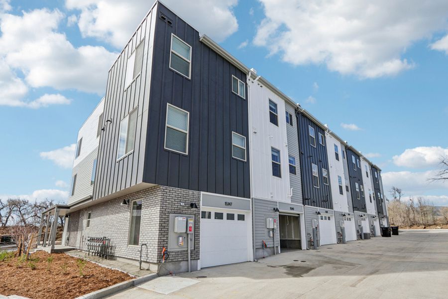 1,832sf New Home in Arvada, CO.  - Slide 39