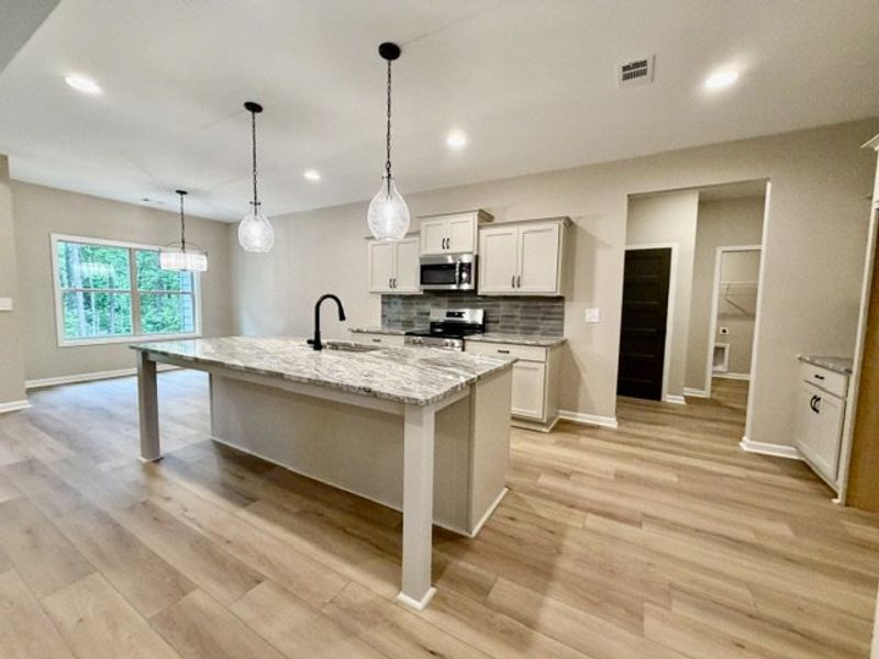 Furnished interior view inside a new home in Oakview, Pine Mountain (Image 4).