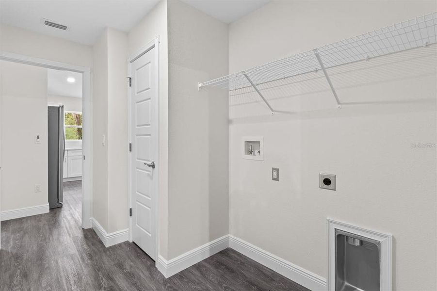 Image 34 of a home in .