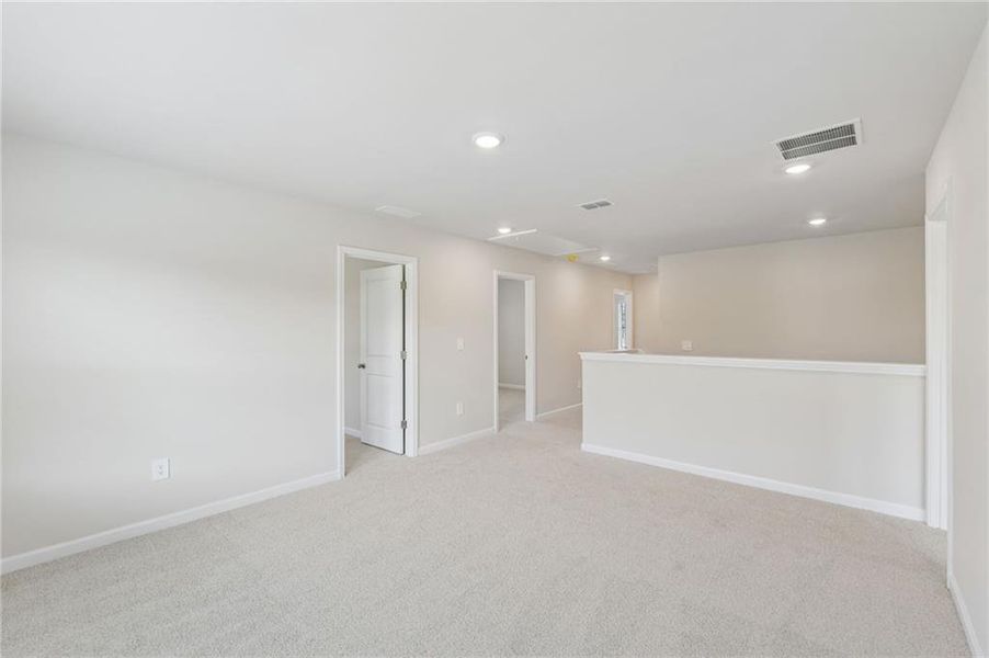 Spacious, unfurnished interior of a new home in Preserve at Mountain Creek, Pendergrass (Image 37).