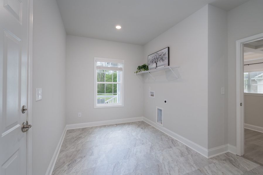 Representative unfurnished interior of a home built from the 3320 by Adams Homes in Falls of the Cape, Lillington (Image 20).