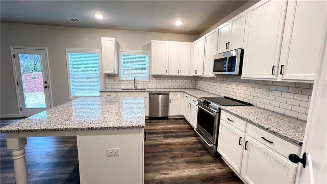 Furnished interior view inside a new home in , Braselton (Image 9).