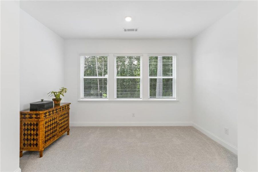 Spacious, unfurnished interior of a new home in Bailey Fence, Dacula (Image 21).
