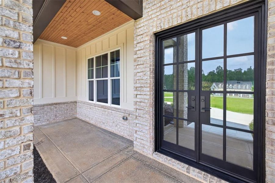 Exterior details and patio area of a home in , Jefferson (Image 3).