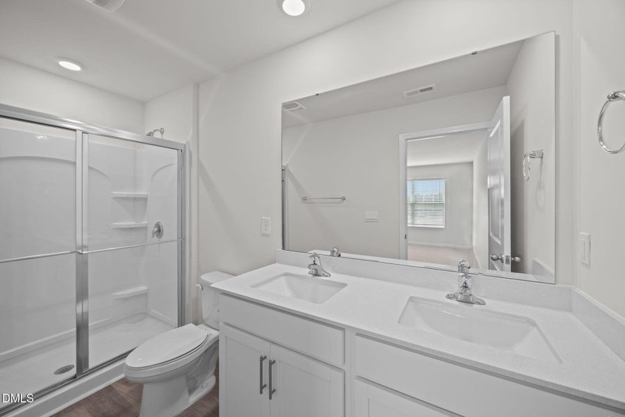 18-web-or-mls-BLS_0033