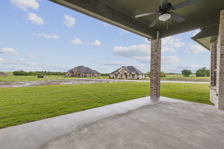 Representative exterior details of a home built from the Alexandria by Chesmar Homes in Lakeway Estates, Waxahachie (Image 2). Representative exterior details of a home built from the Alexandria by Chesmar Homes in Lakeway Estates, Waxahachie (Image 2).