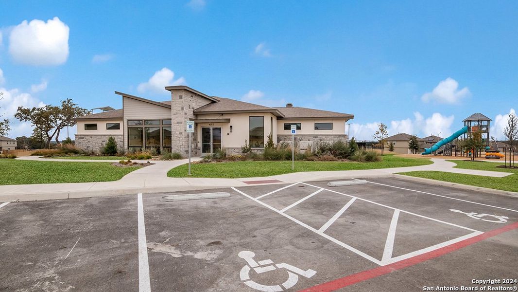 Community amenities in Riverstone at Westpointe, San Antonio (Image 54).