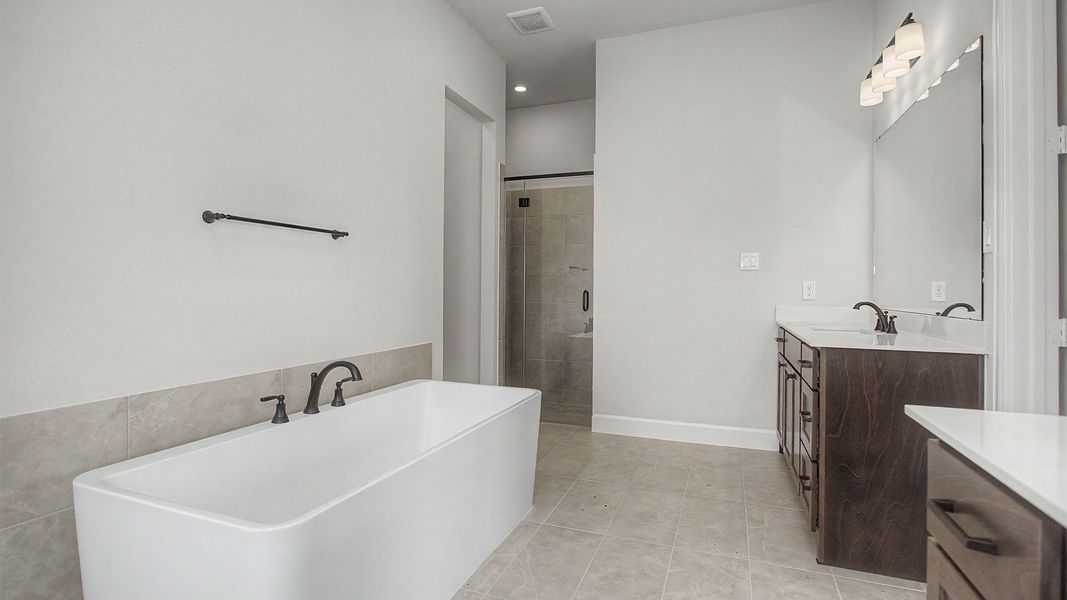 Furnished interior view inside a new home in Valencia, Manvel (Image 5). Furnished interior view inside a new home in Valencia, Manvel (Image 5).
