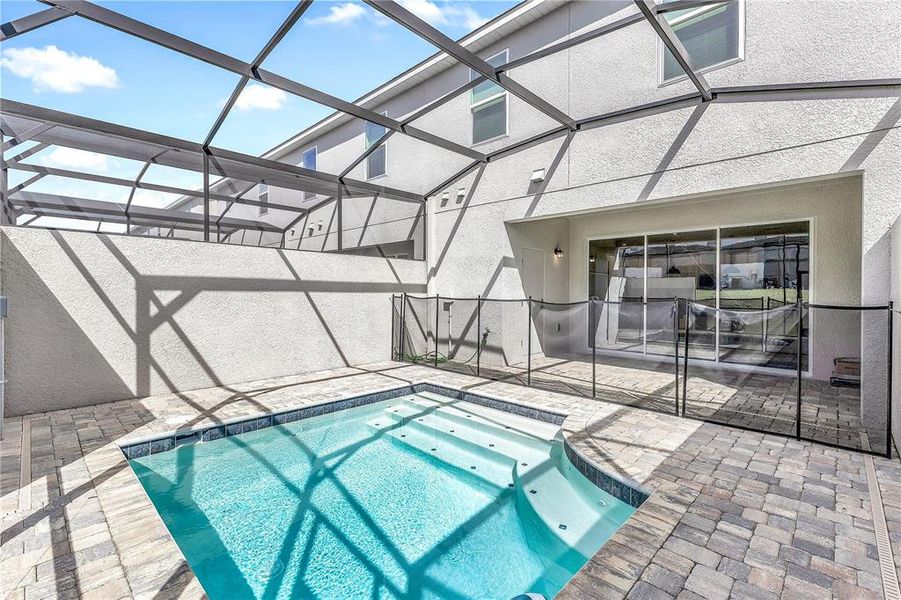Exterior details and patio area of a home in , Kissimmee (Image 23).