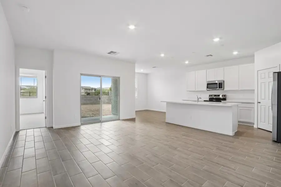 Representative images and renderings are for illustrative purposes. Actual structural options and design finishes of home may vary.
