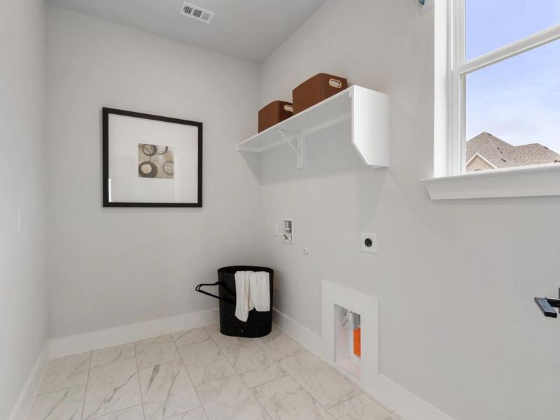 Furnished interior view inside a new home in Mercer Meadows, Royse City (Image 8). Furnished interior view inside a new home in Mercer Meadows, Royse City (Image 8).