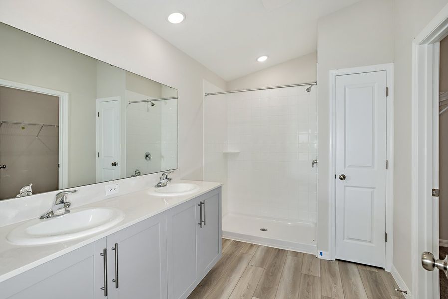 Furnished interior view inside a new home in Davis Landing, Wimauma (Image 8).
