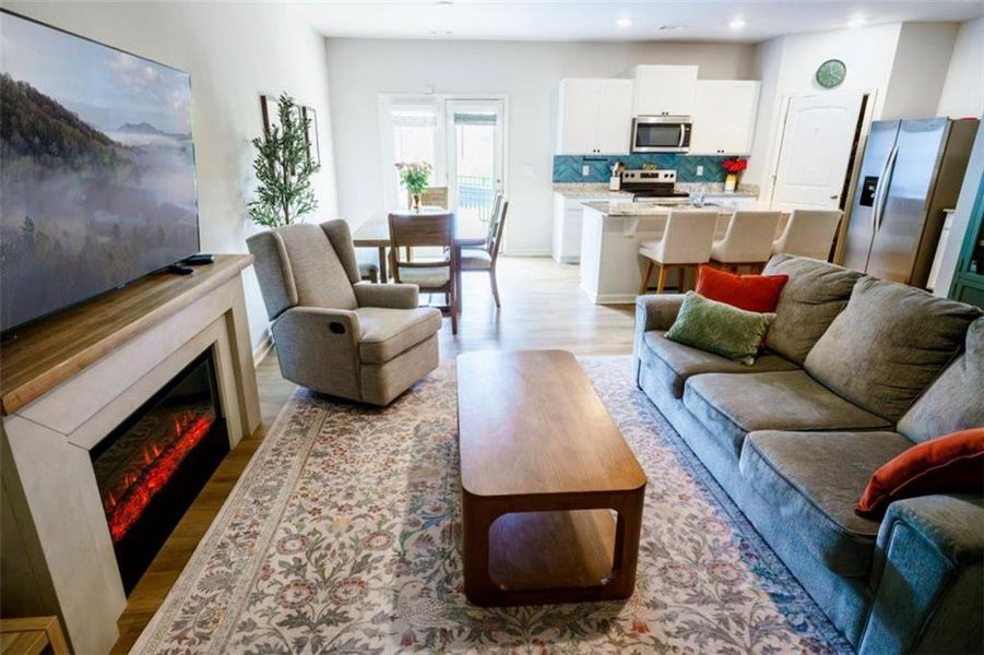 Furnished interior view inside a new home in Rolling Meadows, Jasper (Image 5).