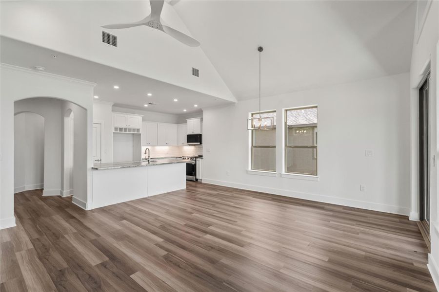 Spacious, unfurnished interior of a new home in , Onalaska (Image 15). Spacious, unfurnished interior of a new home in , Onalaska (Image 15).