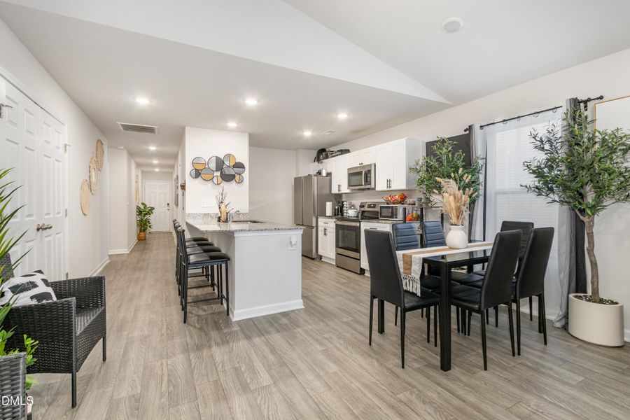 011_img_2757-edit_703 011_img_2757-edit_703