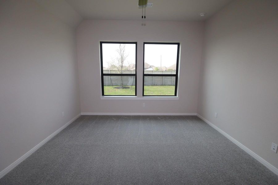 Spacious, unfurnished interior of a new home in Legacy - Retreat Collection, League City (Image 11).