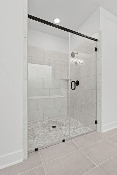 Representative image. Features, specifications, selections and colors may vary.