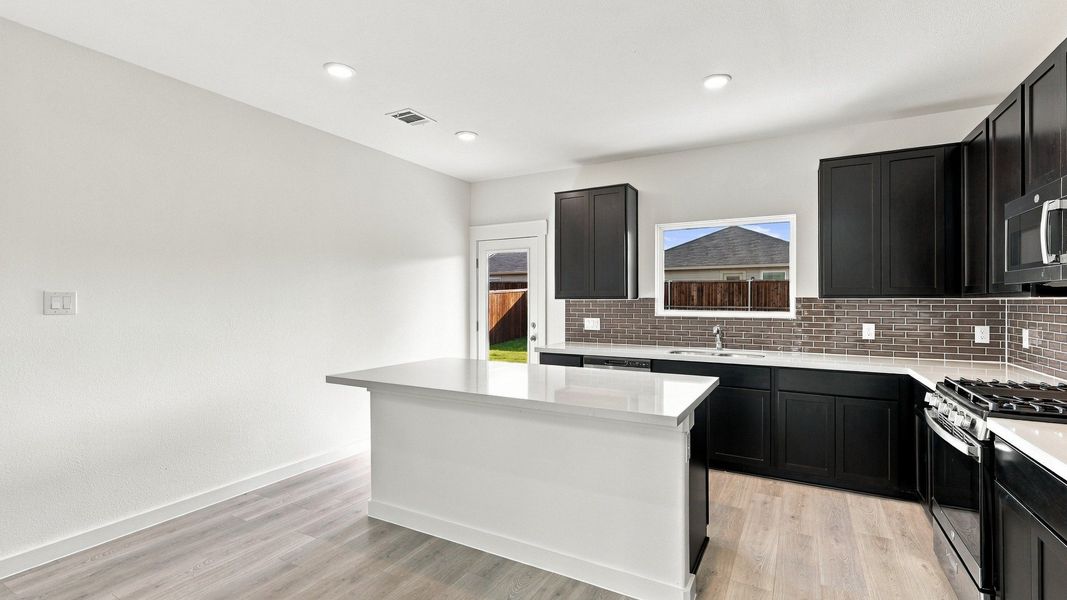 Furnished interior view inside a new home in Walden Pond, Forney (Image 23).