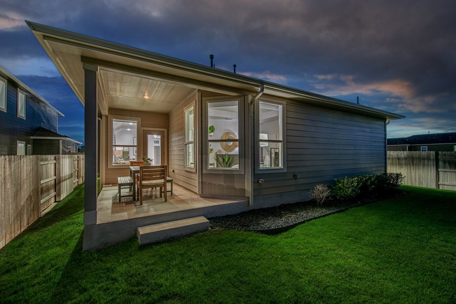 Exterior details and patio area of a home in Meyer Ranch, New Braunfels (Image 24).
