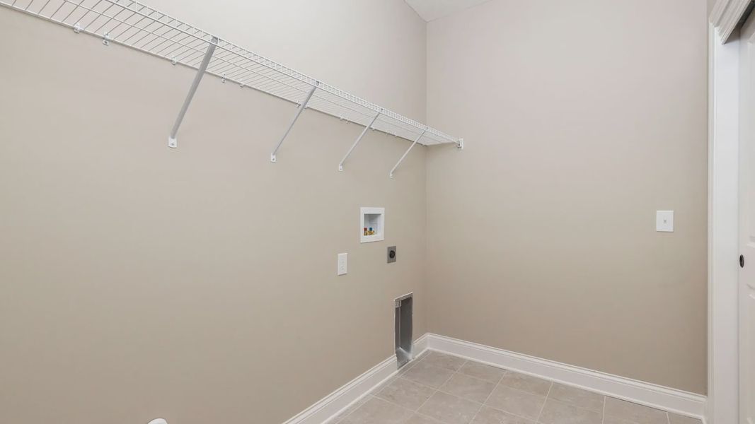 Representative unfurnished interior of a home built from the Capri by Epcon Communities in The Courtyards at Oak Grove, Durham (Image 26).