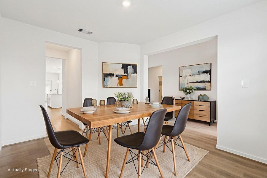 Furnished interior view inside a new home in Stewart's Ranch, Conroe (Image 6).