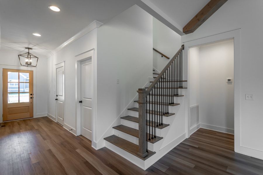 Representative interior finishes for a home built from the Groveland by Riverstone Construction, LLC in Creekside, Cleveland (Image 19).