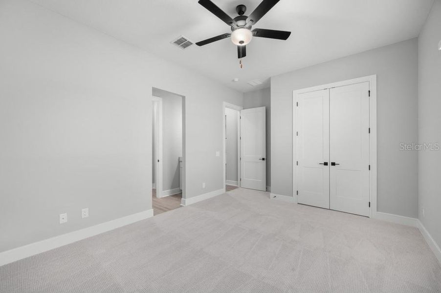 Spacious, unfurnished interior of a new home in , Fruitland Park (Image 21).