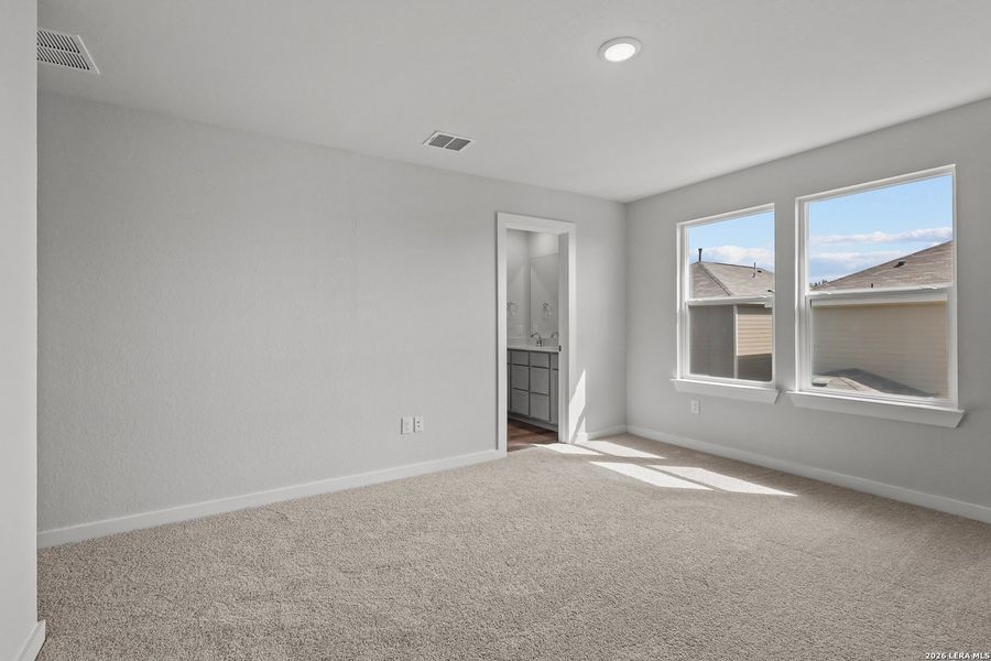 Spacious, unfurnished interior of a new home in Senna, Leon Valley (Image 24). Spacious, unfurnished interior of a new home in Senna, Leon Valley (Image 24).