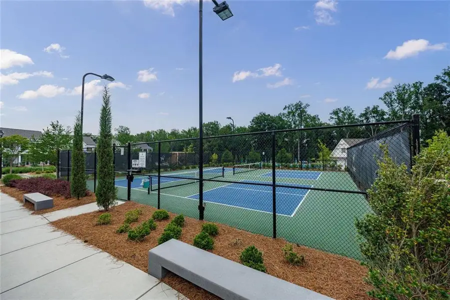 Community amenities in , Peachtree Corners (Image 44).