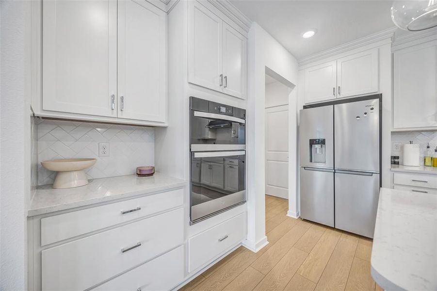 Furnished interior view inside a new home in , Zephyrhills (Image 15).