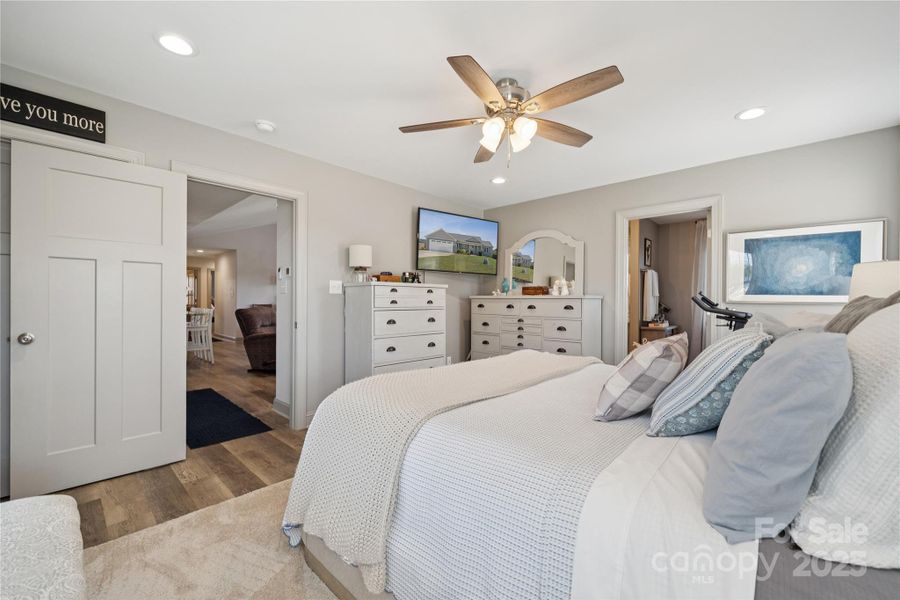 Furnished interior view inside a new home in , Lincolnton (Image 24).
