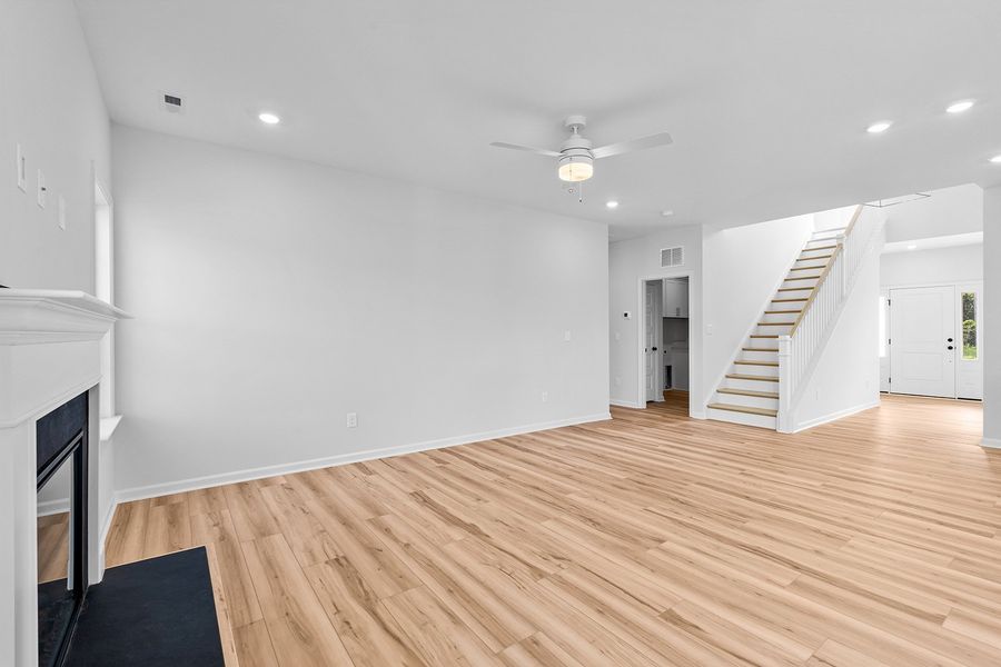 Spacious, unfurnished interior of a new home in Brooke Hill, Lewisville (Image 23). Spacious, unfurnished interior of a new home in Brooke Hill, Lewisville (Image 23).