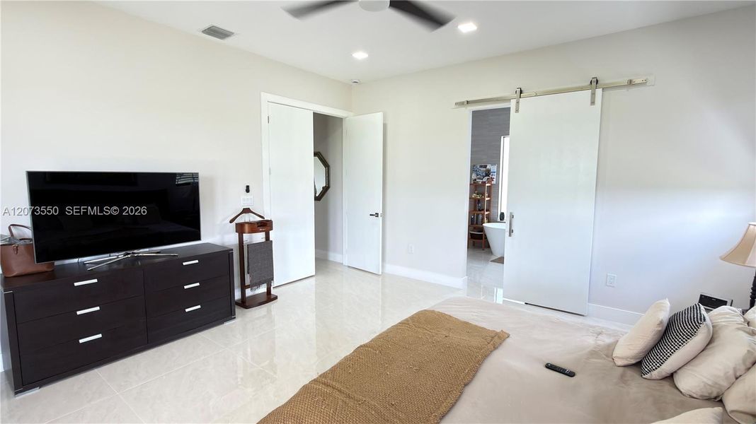 Furnished interior view inside a new home in , Loxahatchee (Image 11).