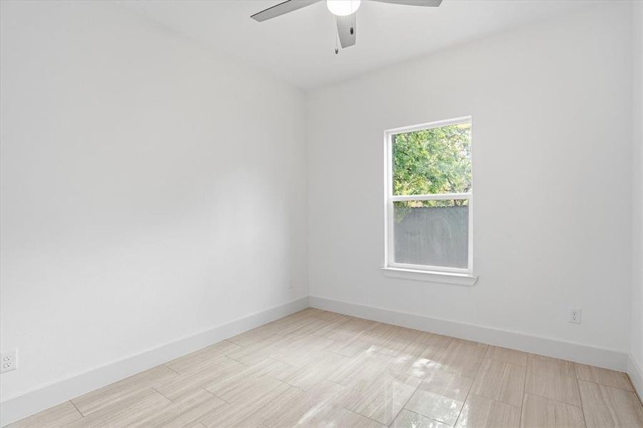 Spacious, unfurnished interior of a new home in , Mineral Wells (Image 17).