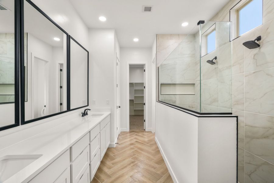 Furnished interior view inside a new home in Paseo Del Este Unit 9, El Paso (Image 10). Furnished interior view inside a new home in Paseo Del Este Unit 9, El Paso (Image 10).