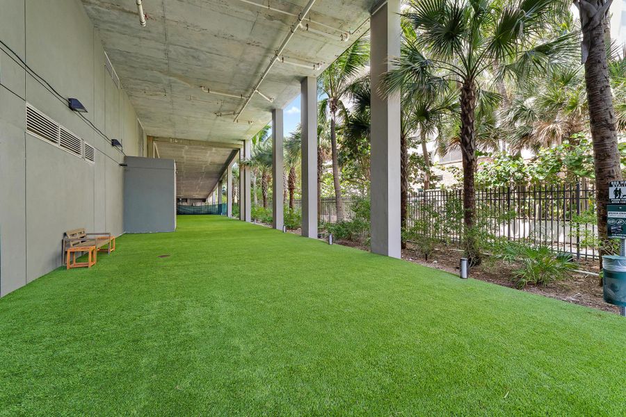 Image 33 of a home in . Image 33 of a home in .