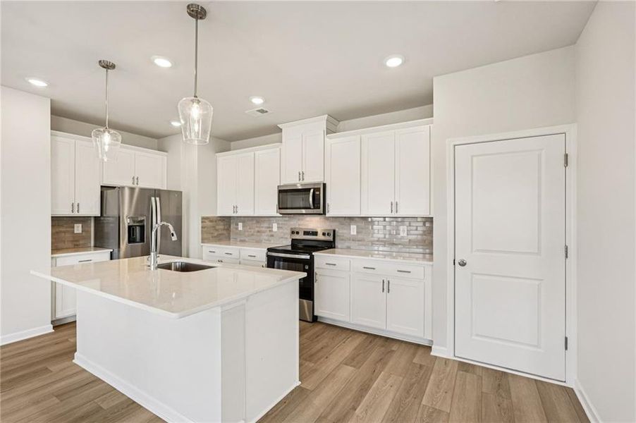 Furnished interior view inside a new home in Hawthorne Station, College Park (Image 21). Furnished interior view inside a new home in Hawthorne Station, College Park (Image 21).