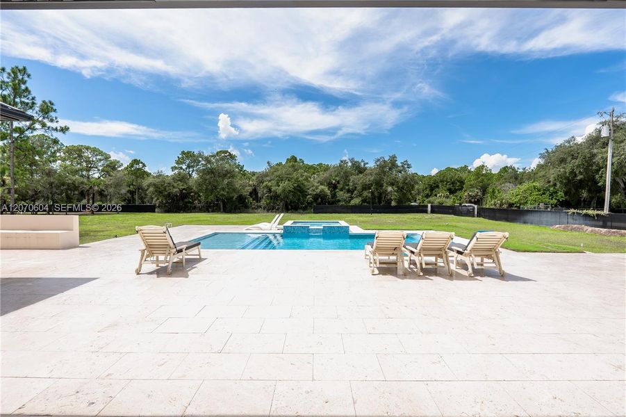 Community amenities in , Clewiston (Image 41).